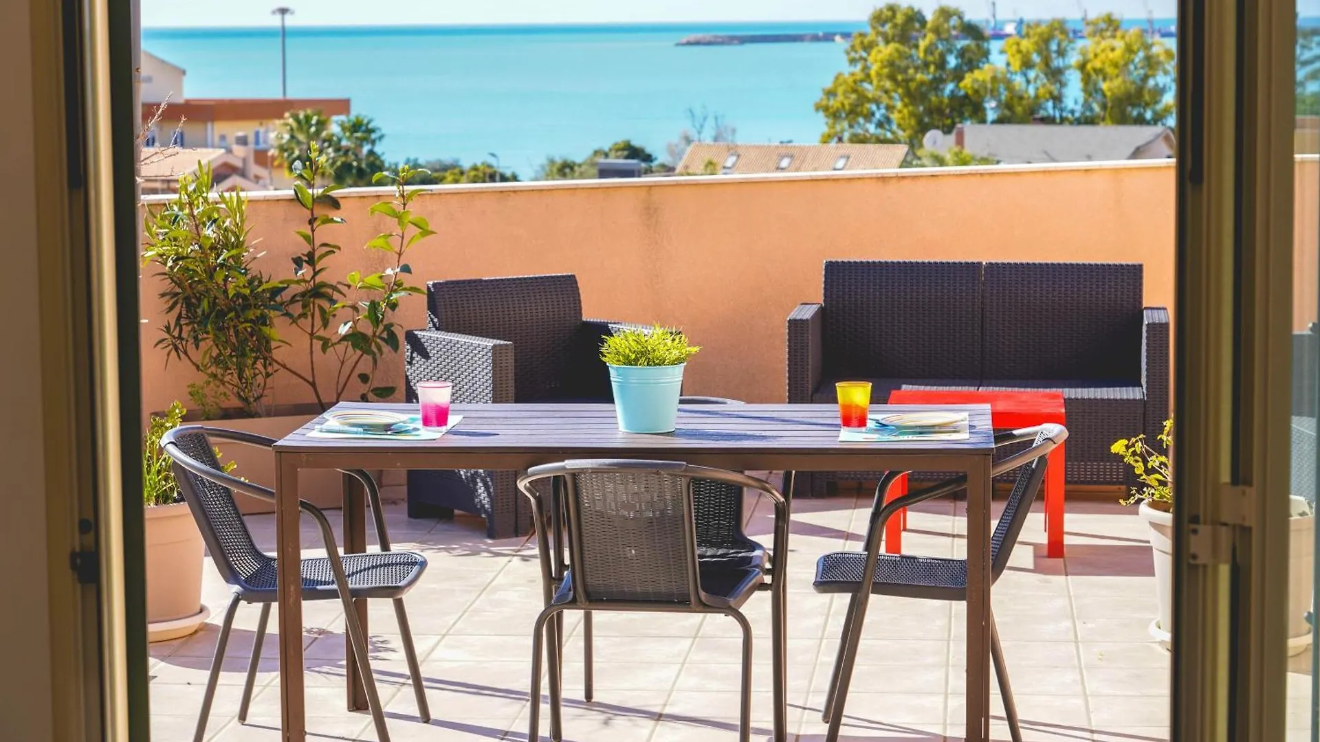 Attico Terrazza Cielomare Seaview location